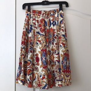 Lularoe Madison skirt size XS.